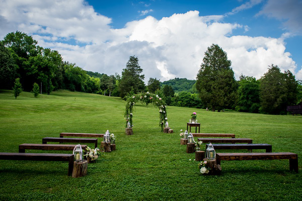 shabby-chic-music-themed-wedding-at