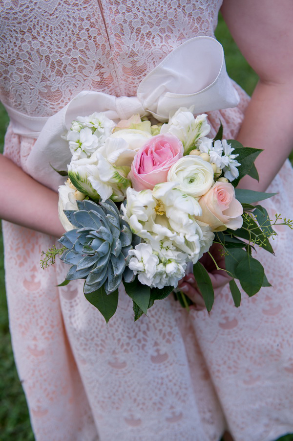 shabby-chic-music-themed-wedding-at