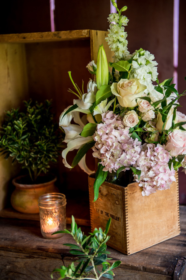 shabby-chic-music-themed-wedding-at