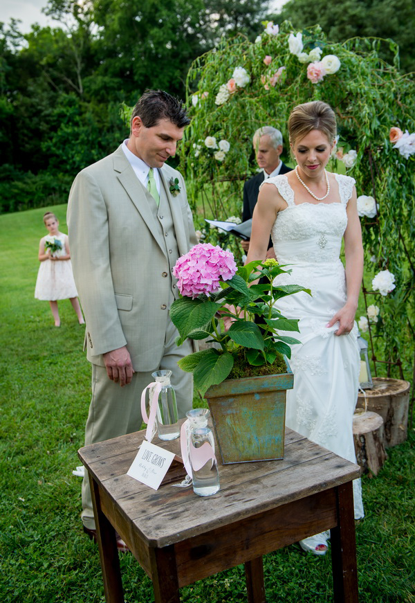 shabby-chic-music-themed-wedding-at