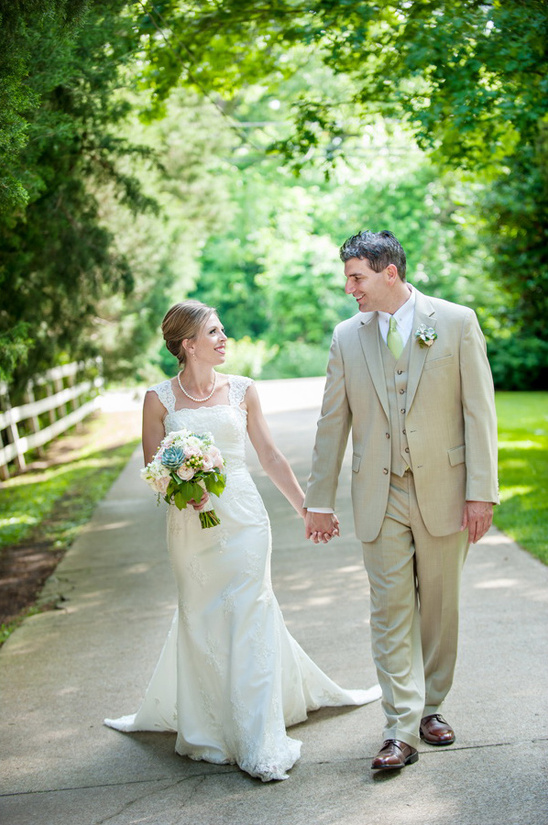 Shabby Chic Music Themed Wedding at Cedarwood