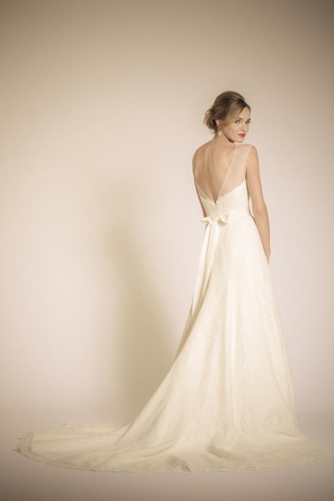 2014-amy-kuschel-wedding-dress