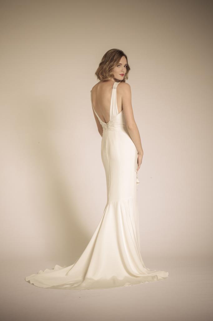 2014-amy-kuschel-wedding-dress