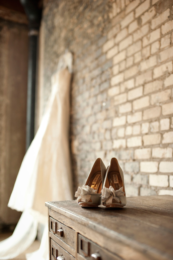 classic-yellow-and-grey-wedding