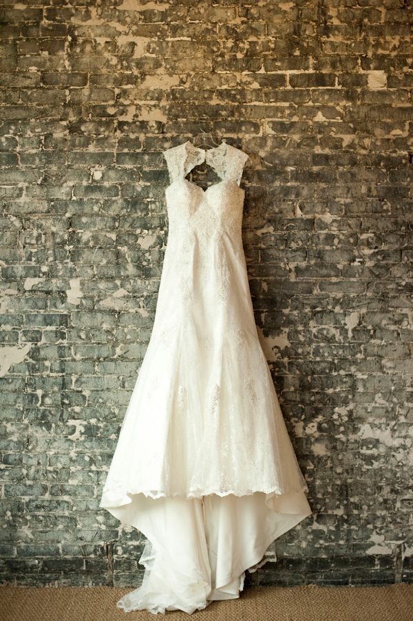 classic-yellow-and-grey-wedding
