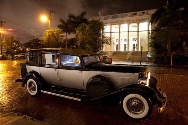 classic-yellow-and-grey-wedding