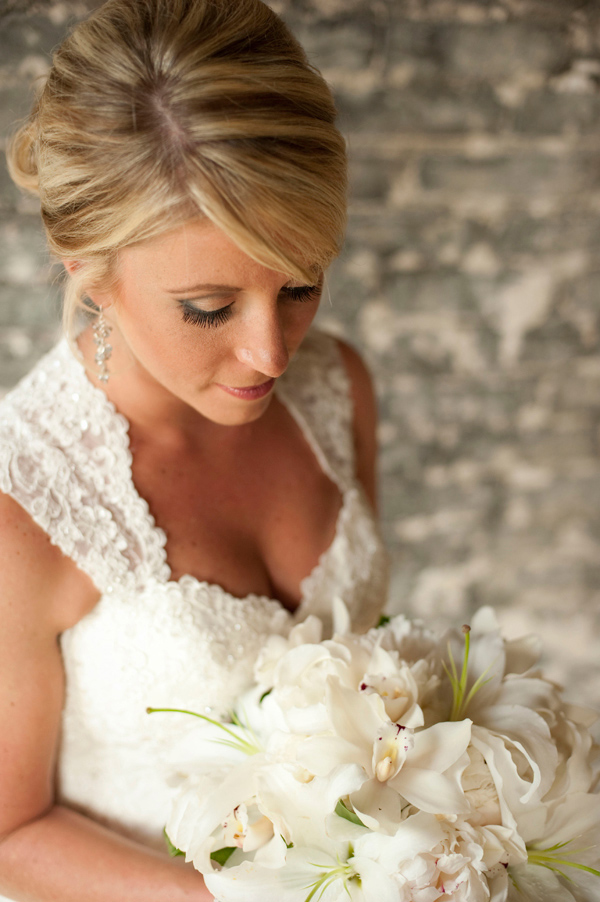 classic-yellow-and-grey-wedding