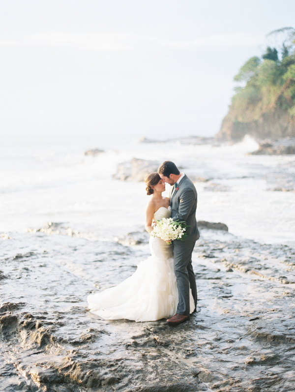coastal-wedding-in-costa-rica