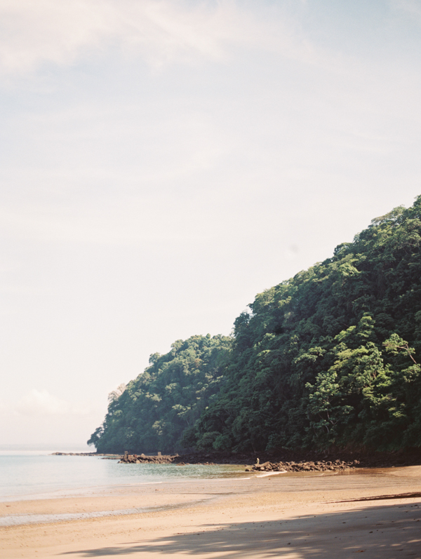 coastal-wedding-in-costa-rica