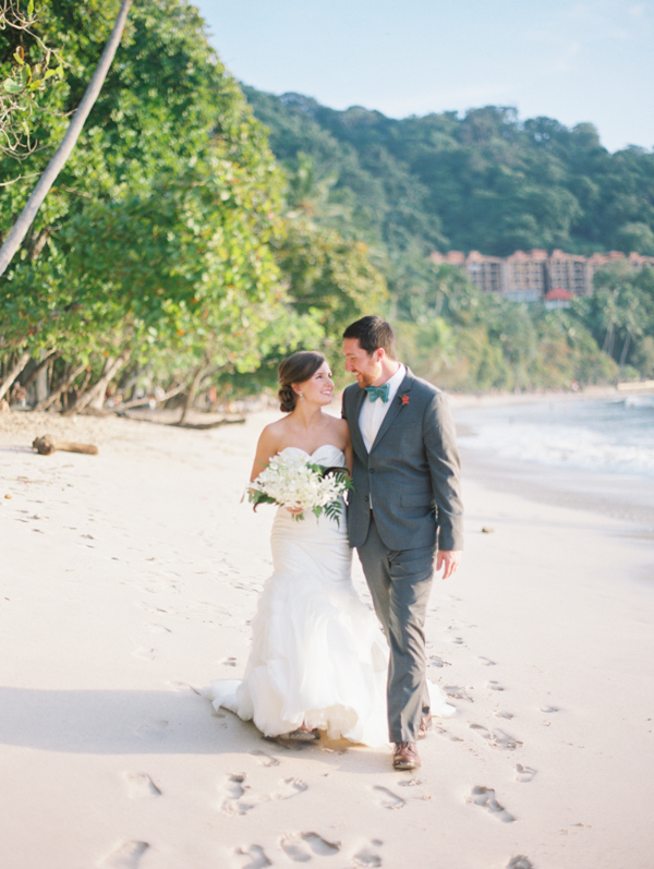 coastal-wedding-in-costa-rica
