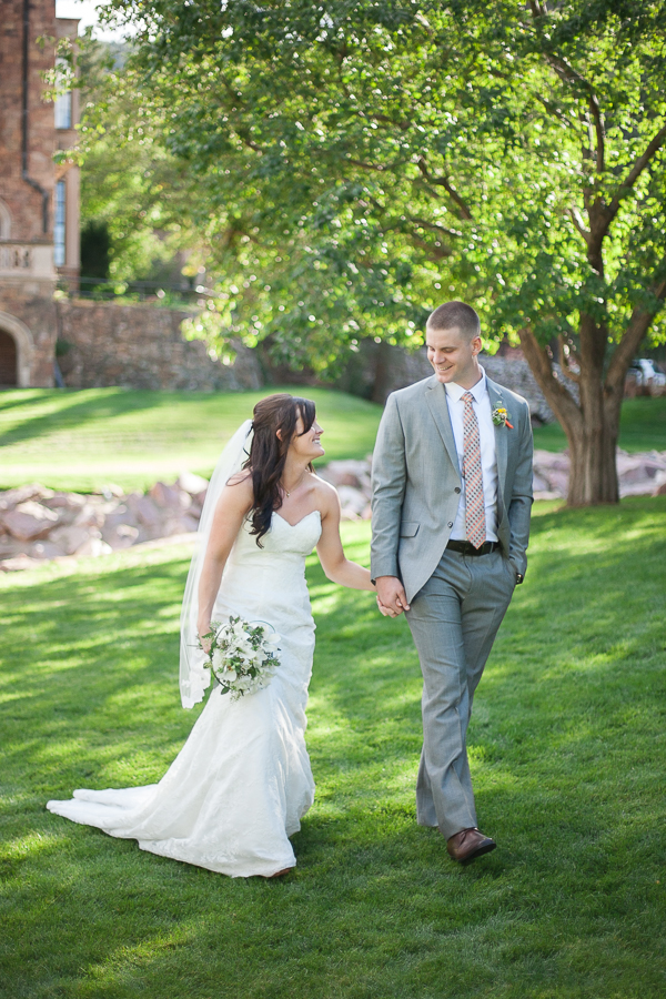 colorado-wedding-at-glen-eyrie-castle