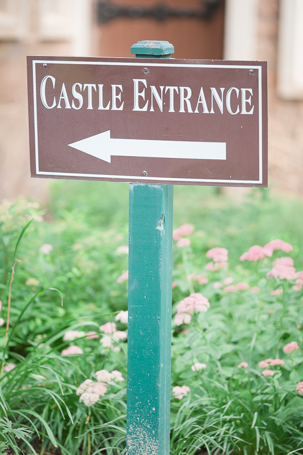 colorado-wedding-at-glen-eyrie-castle