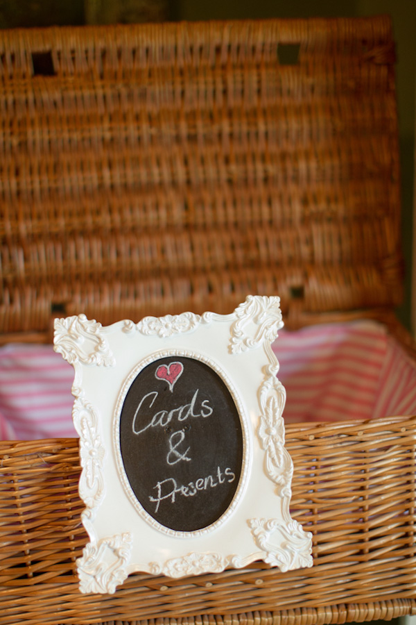 elegant-english-wedding-at-bibury-court