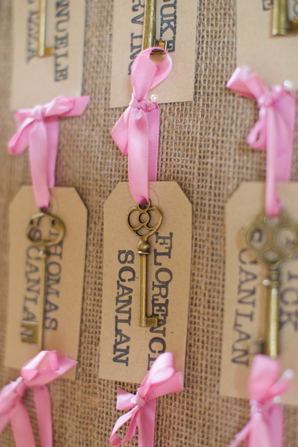 elegant-english-wedding-at-bibury-court