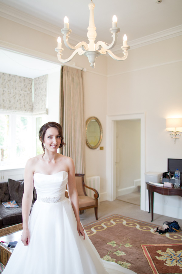 elegant-english-wedding-at-bibury-court