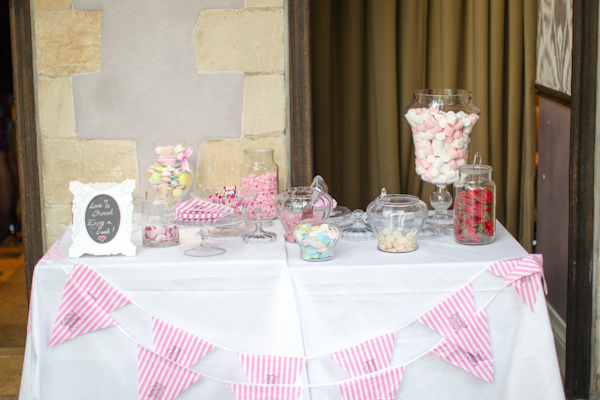 elegant-english-wedding-at-bibury-court