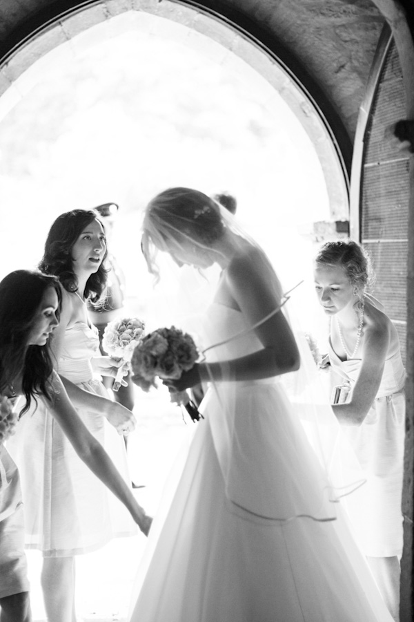 elegant-english-wedding-at-bibury-court