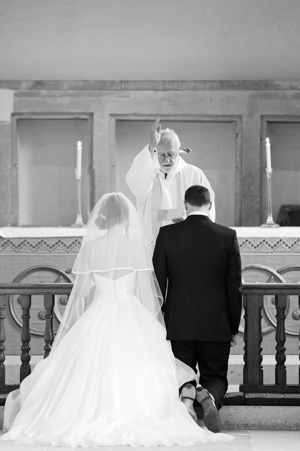 elegant-english-wedding-at-bibury-court