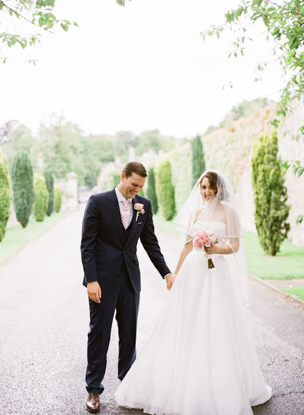elegant-english-wedding-at-bibury-court