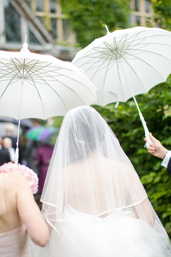 elegant-english-wedding-at-bibury-court