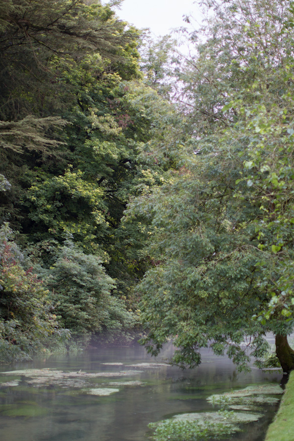 elegant-english-wedding-at-bibury-court