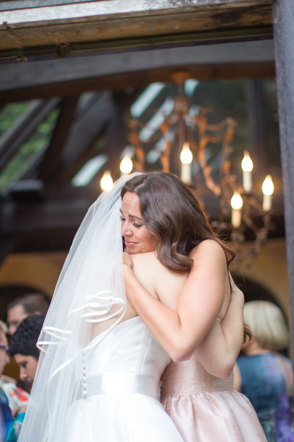 elegant-english-wedding-at-bibury-court