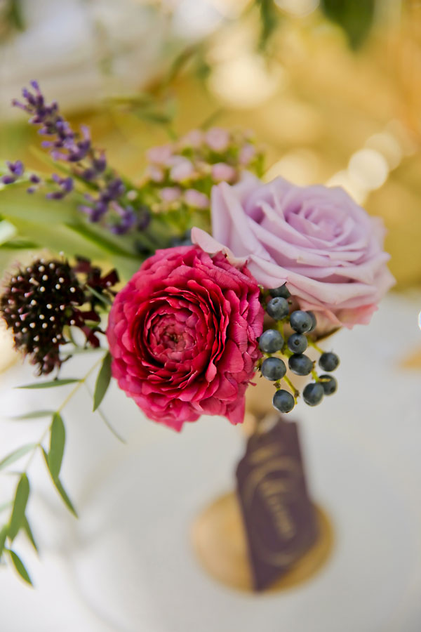 elegant-gold-and-purple-wedding-ideas