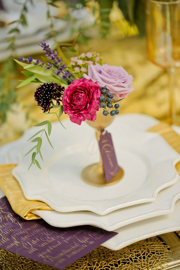 elegant-gold-and-purple-wedding-ideas