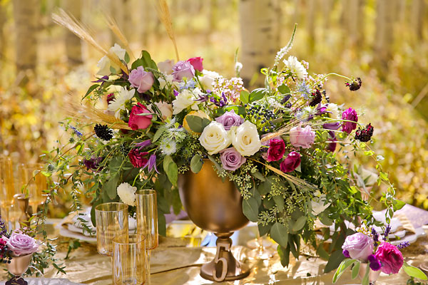 elegant-gold-and-purple-wedding-ideas