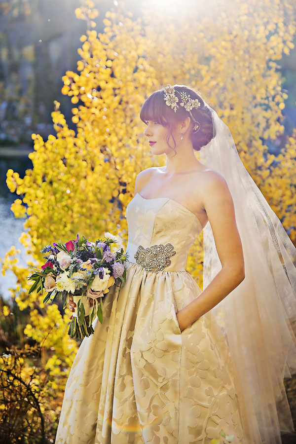elegant-gold-and-purple-wedding-ideas