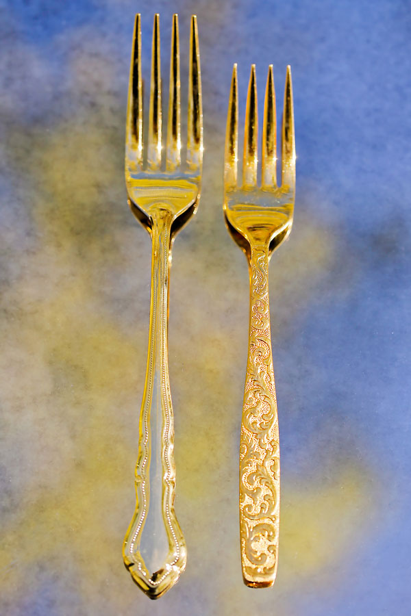 elegant-gold-and-purple-wedding-ideas