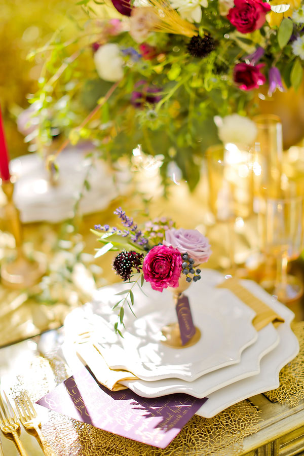 elegant-gold-and-purple-wedding-ideas