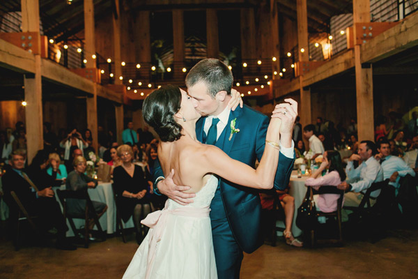 family-affair-wedding-in-tennessee