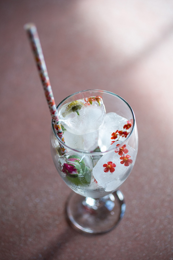 fanciful-floral-wedding-ideas
