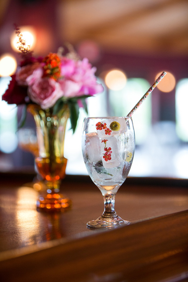 fanciful-floral-wedding-ideas