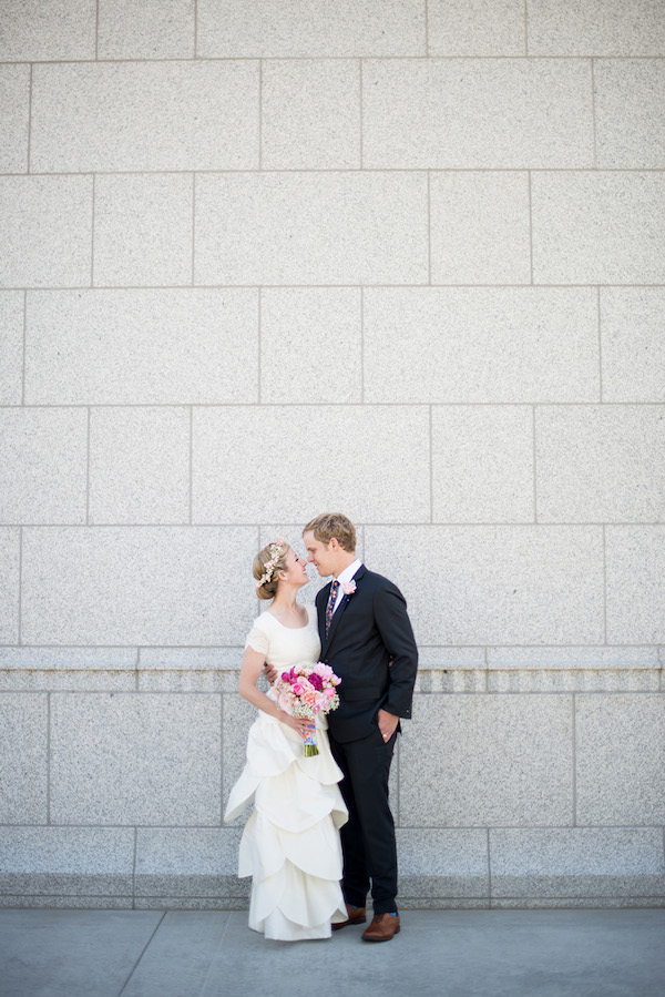festive-floral-wedding-in-utah