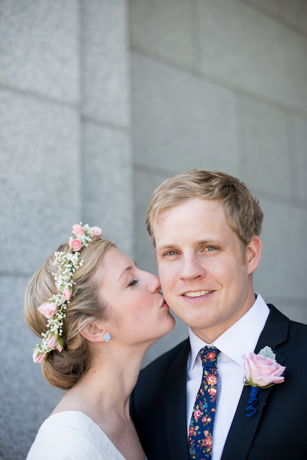 festive-floral-wedding-in-utah