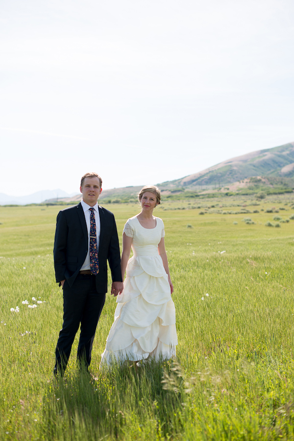 festive-floral-wedding-in-utah