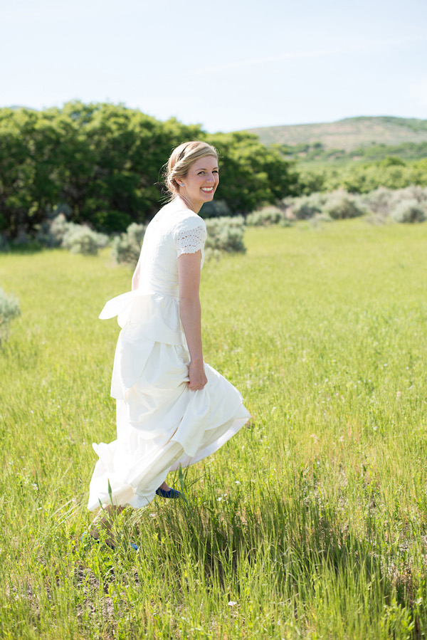 festive-floral-wedding-in-utah
