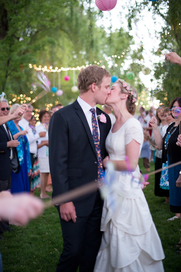 festive-floral-wedding-in-utah