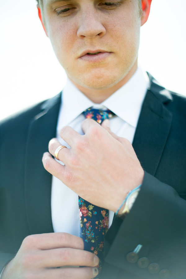 festive-floral-wedding-in-utah