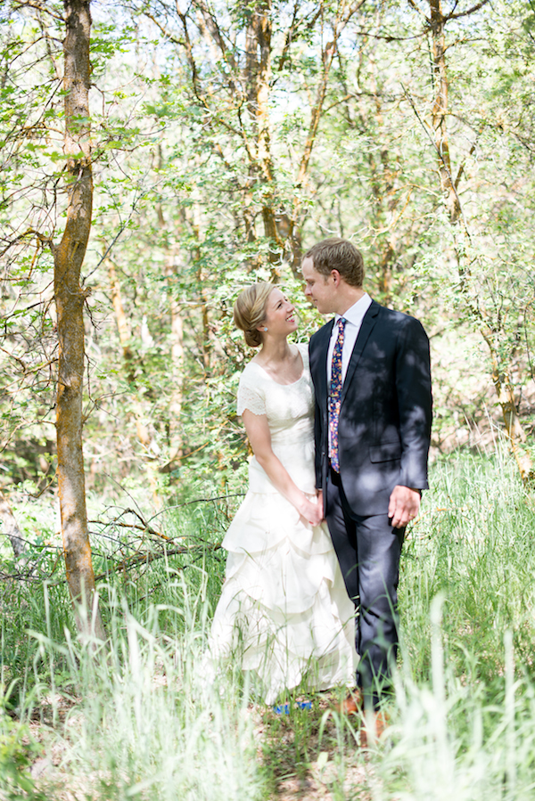 festive-floral-wedding-in-utah