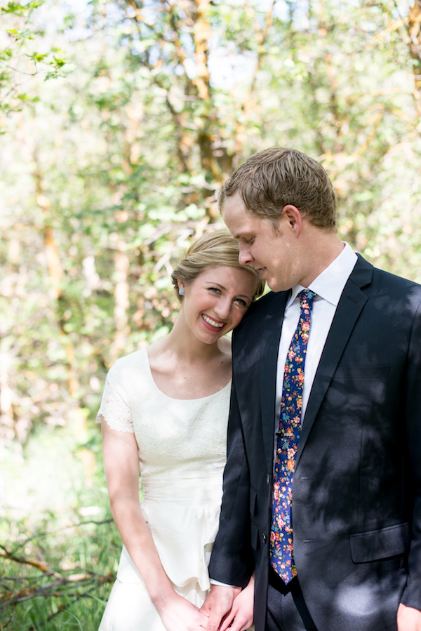 festive-floral-wedding-in-utah