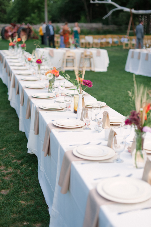 funky-farm-wedding-in-colorado