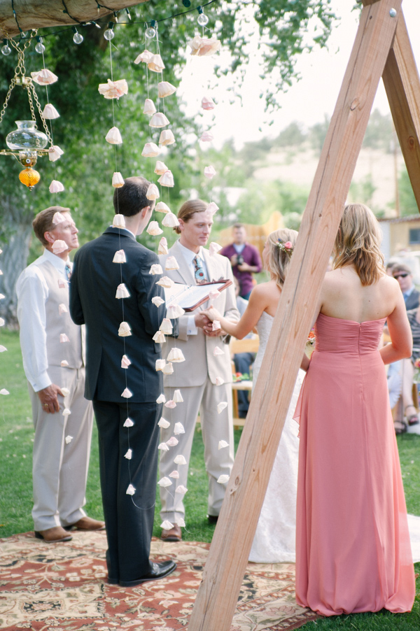 funky-farm-wedding-in-colorado