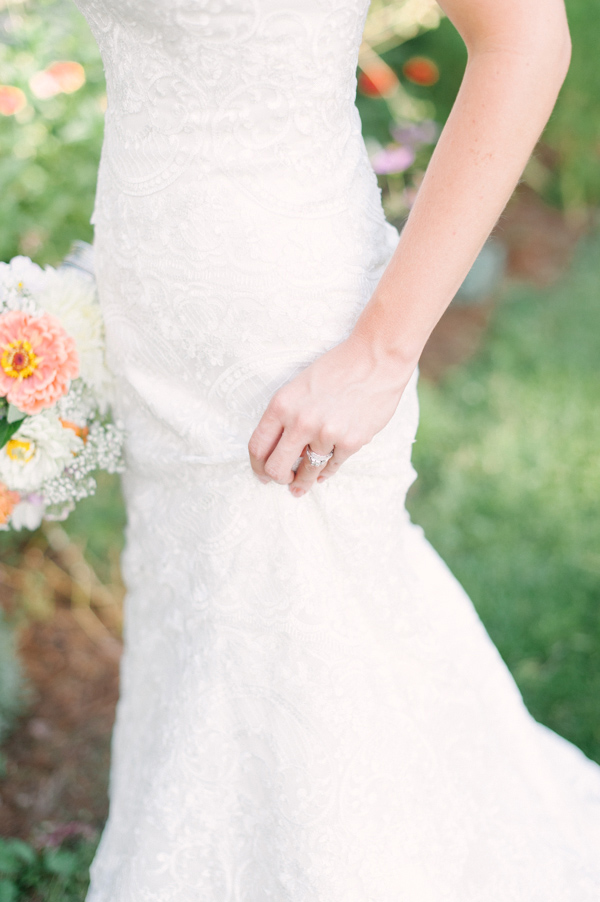 funky-farm-wedding-in-colorado