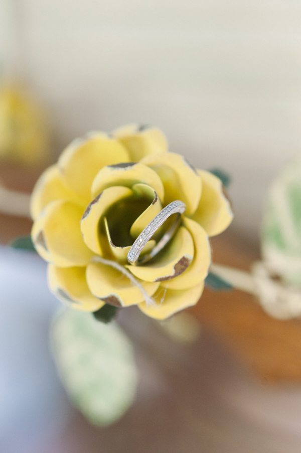 funky-farm-wedding-in-colorado