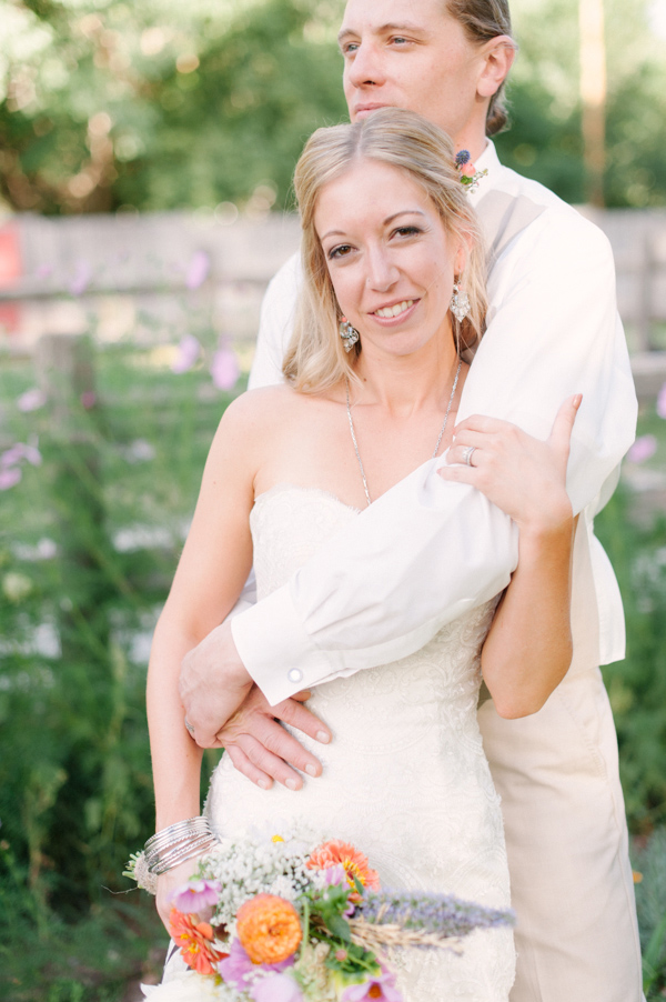 funky-farm-wedding-in-colorado