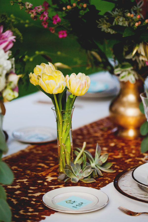 gold-glam-wedding-inspiration