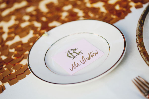 gold-glam-wedding-inspiration